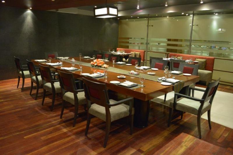 Park Lane Hotel Λαχόρη Εξωτερικό φωτογραφία