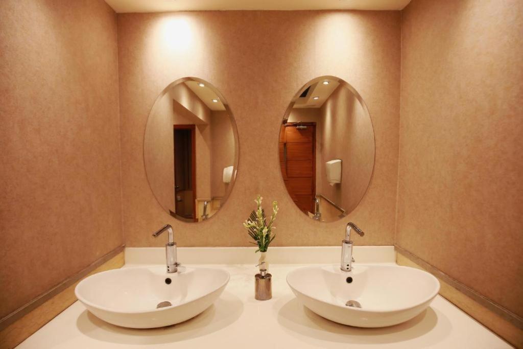Park Lane Hotel Λαχόρη Εξωτερικό φωτογραφία