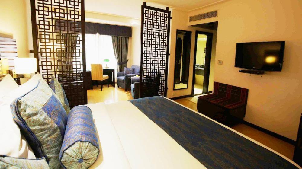 Park Lane Hotel Λαχόρη Εξωτερικό φωτογραφία